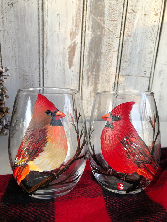 Hand Painted Mr and Mrs  Wine Glasses, Wedding Wine Glasses, Wedding Gift For Couple, Personalized Couple Gift, Bridal Shower Gift