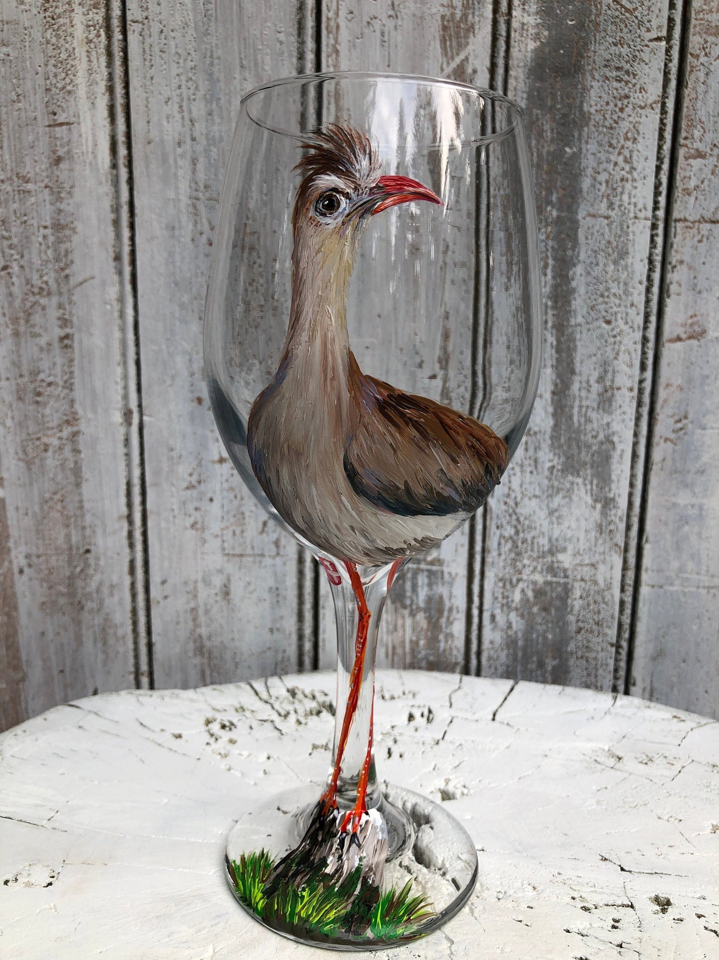 Hand-Painted Bird Wine Glass: Personalized Avian Art