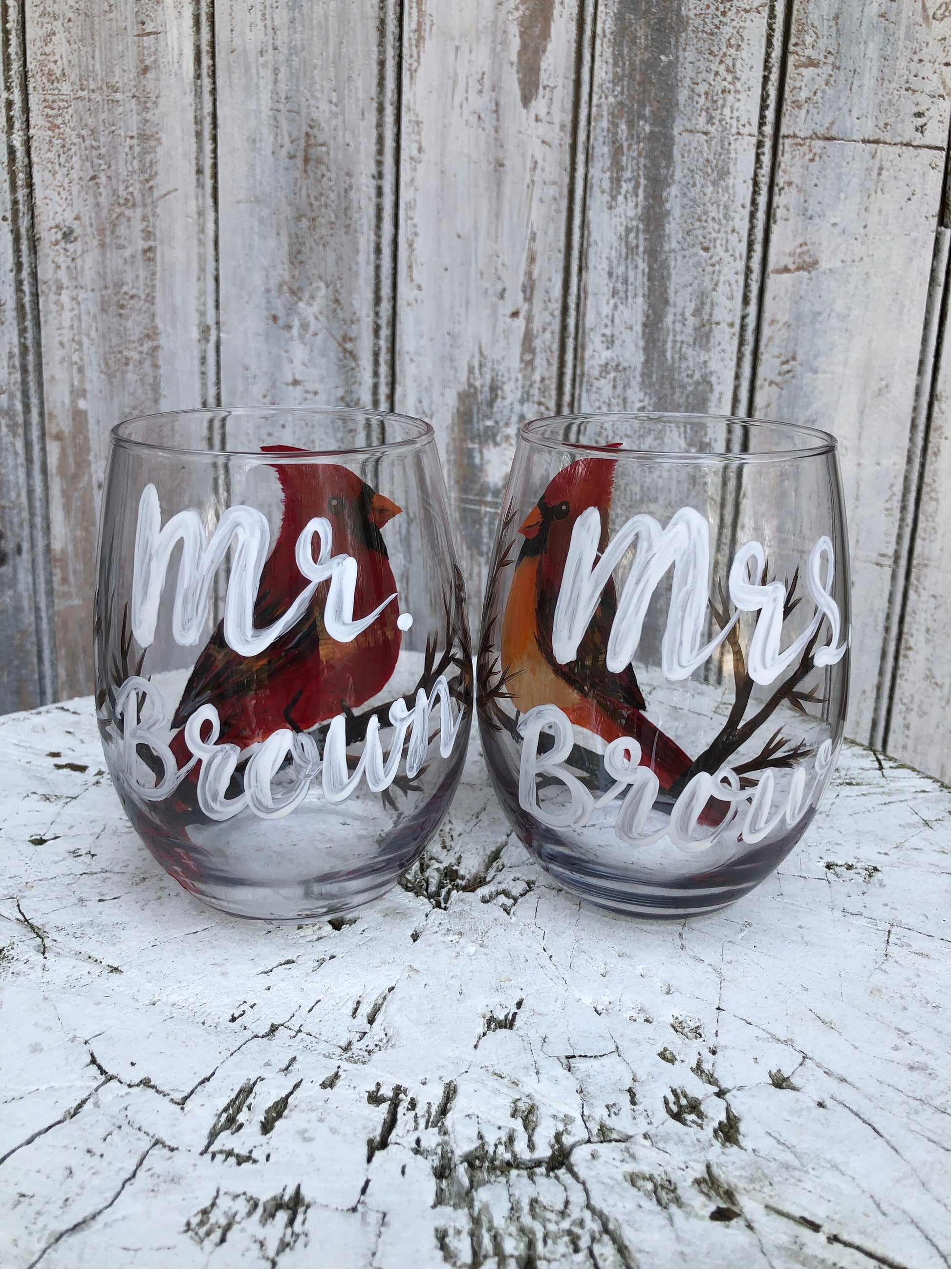Hand Painted Mr and Mrs  Wine Glasses, Wedding Wine Glasses, Wedding Gift For Couple, Personalized Couple Gift, Bridal Shower Gift