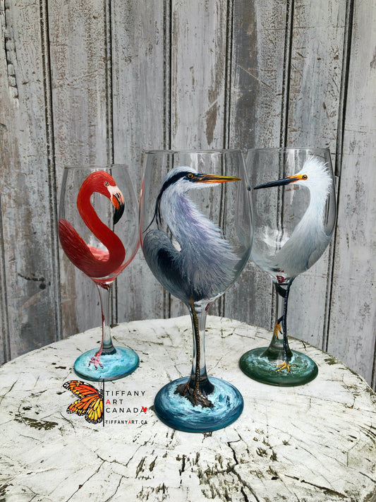 Hand Painted Wine Glass, Great Blue Heron Wine Glass, Father's Day Gift, Great Blue Heron painting, Bird gift, Bird glassware, Bird Beer Mug