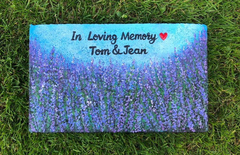 Daisy Memorial Stone 6x9"