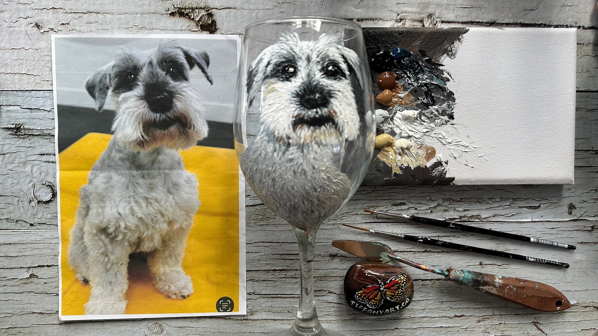 Hand Painted Custom Pet Wine Glass, Personalized Dog Gift, Dog Mom Gift, Dog Dad Gift, Dog Owner Gift, Pet Memorial gift, Pet Lover Gift