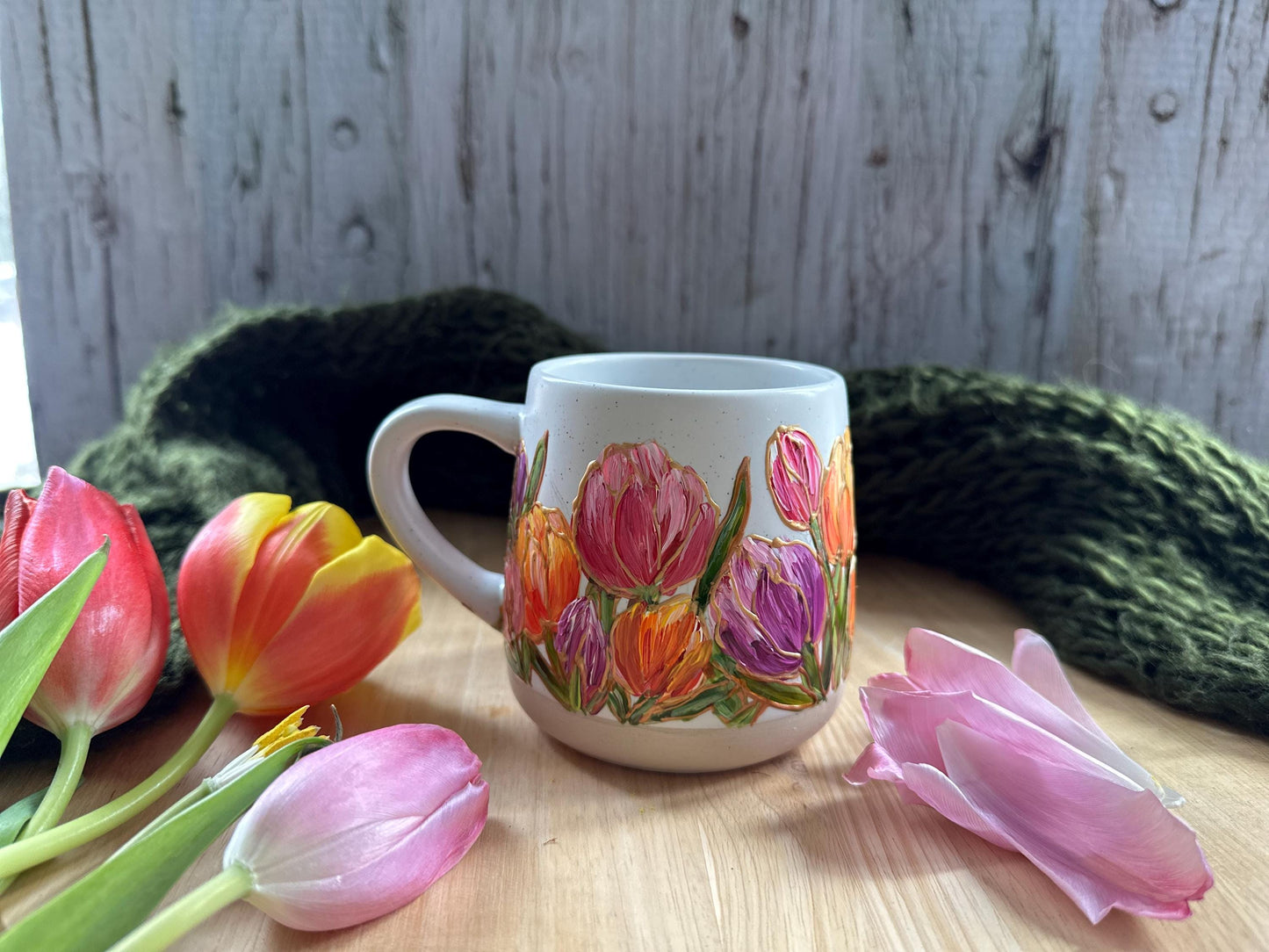 Hand Painted Tulip Mug, Custom Flower Mug, Tulip Flower Lover Gift, Personalized Name Cup, Gift for Teacher,  Gift for Mom, Mothers Day Gift