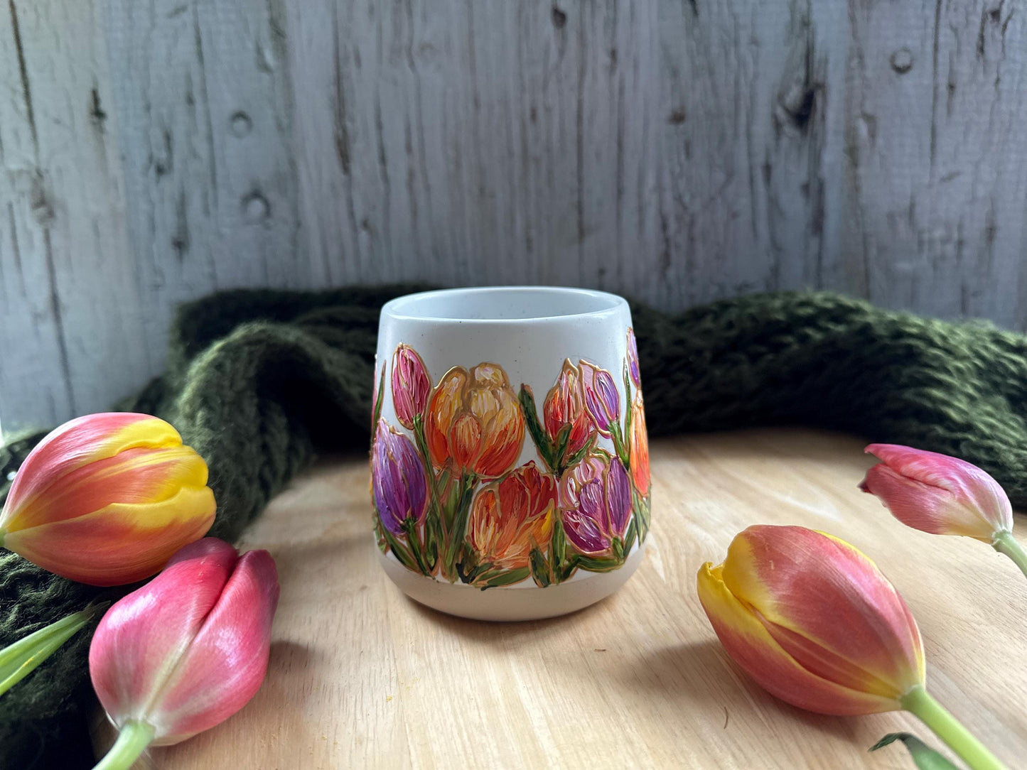 Hand Painted Tulip Mug, Custom Flower Mug, Tulip Flower Lover Gift, Personalized Name Cup, Gift for Teacher,  Gift for Mom, Mothers Day Gift
