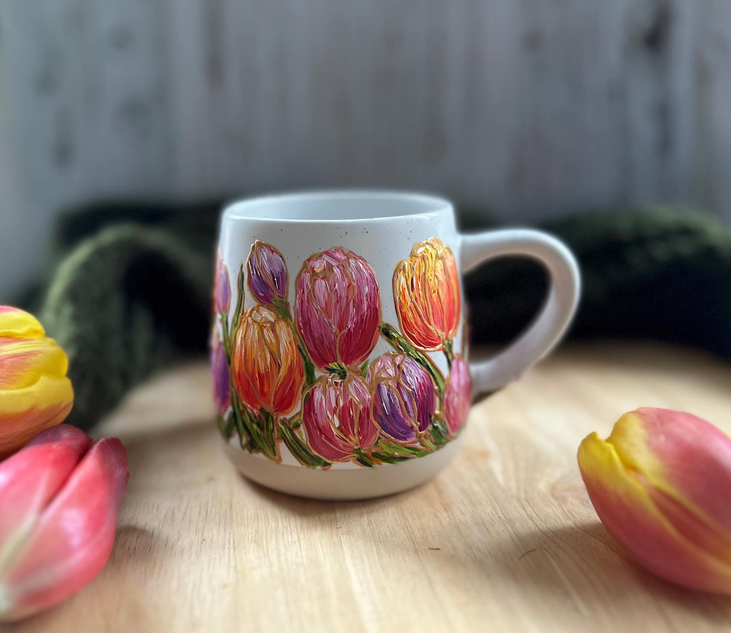 Hand Painted Tulip Mug, Custom Flower Mug, Tulip Flower Lover Gift, Personalized Name Cup, Gift for Teacher,  Gift for Mom, Mothers Day Gift
