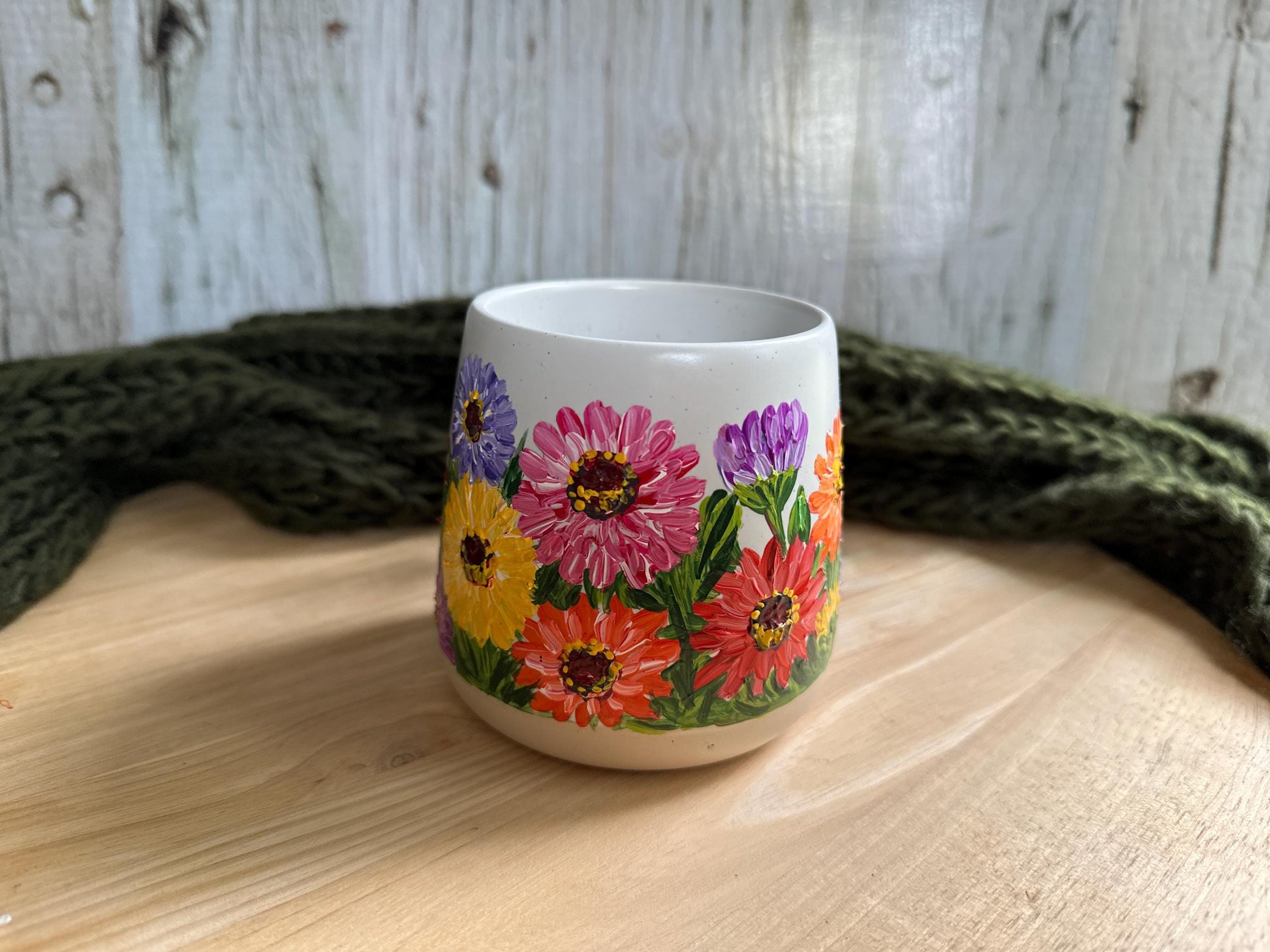 Hand-Painted Zinnia Flower Mug: Personalized Ceramic Coffee Cup