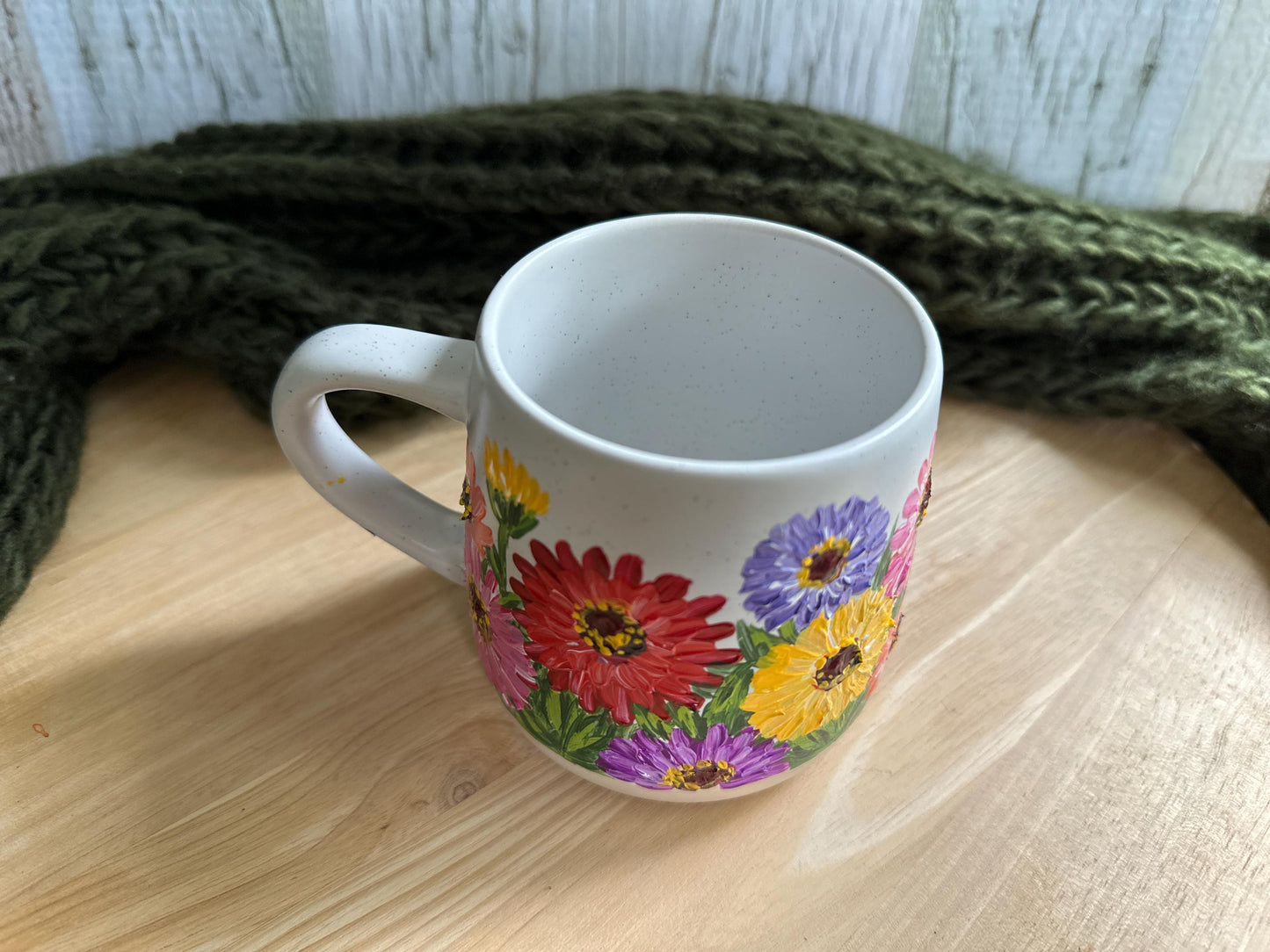 Hand-Painted Zinnia Flower Mug: Personalized Ceramic Coffee Cup