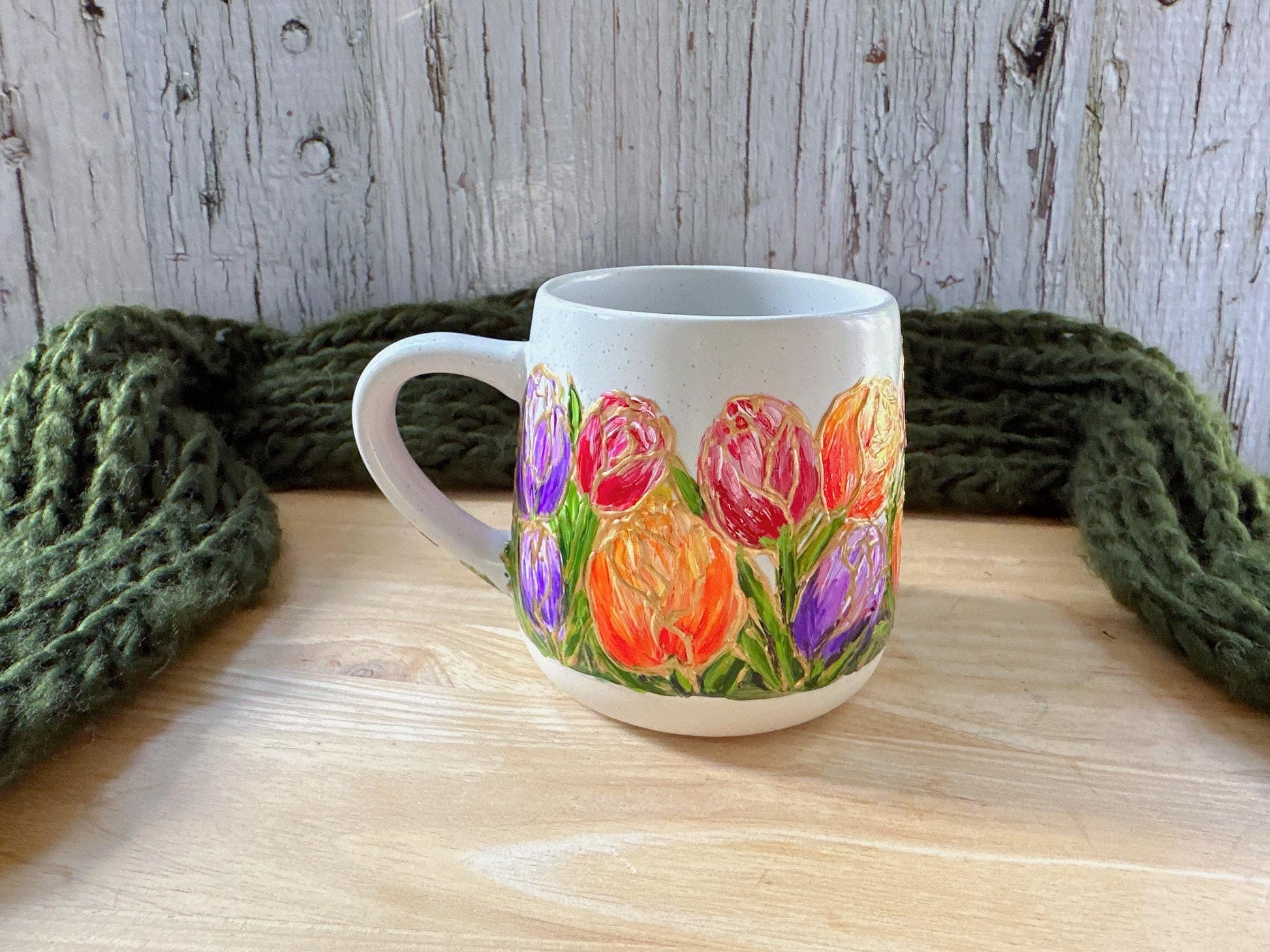 Hand Painted Tulip Mug, Personalized Floral Gift, Christmas Tulip Gift, Tulip Lover Gift, Floral Christmas Gift, Flower Gift for Mom